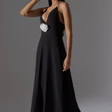 V-kaelusega Halter Midi Kleid
