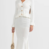 Volangidega flared trikoomeel