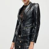 Köispaela Nahktagi ja Mini Seelik