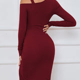 Ühtlase Pleedi Lõhikuga Midi Kleid