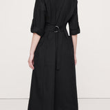 V-kaelusega puuvillane twill midi kleit mustas