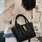 Alicia - Nahast kott