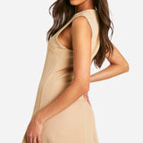 Vastupidav plisseeritud ilma varrukateta mini kleit