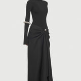 Asümmeetriline Plisseeritud Maxi Kleit