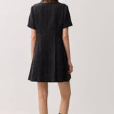 Must Lühikeste Varrukatega Tekstuuriga Mini Kleid