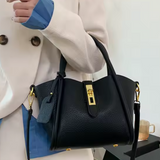 Alicia - Nahast kott