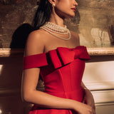 Punane Õlgadeta Mini Kleit Sõlmega