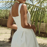 Mini Kleit Südamliku Kaelusega