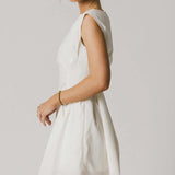 Mini Kleit Soliidse Paadi Kaelusega