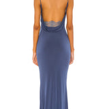 Verführerisches Cowl-Back Maxikleid