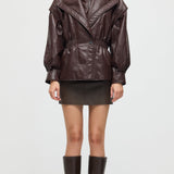 Vöökohtadega nahktagi pruunis