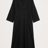 V-kaelusega puuvillane twill midi kleit mustas