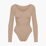 Bodysuit kujundav aluspesu pikkade varrukatega koos aluspükstega