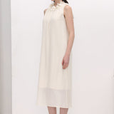 Lilledega Krae Kinnitatud Midi Kleid