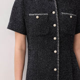 Must Lühikeste Varrukatega Tekstuuriga Mini Kleid