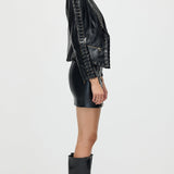 Köispaela Nahktagi ja Mini Seelik