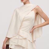 Satiinist Kappa Kaheosaline Mini Kleid