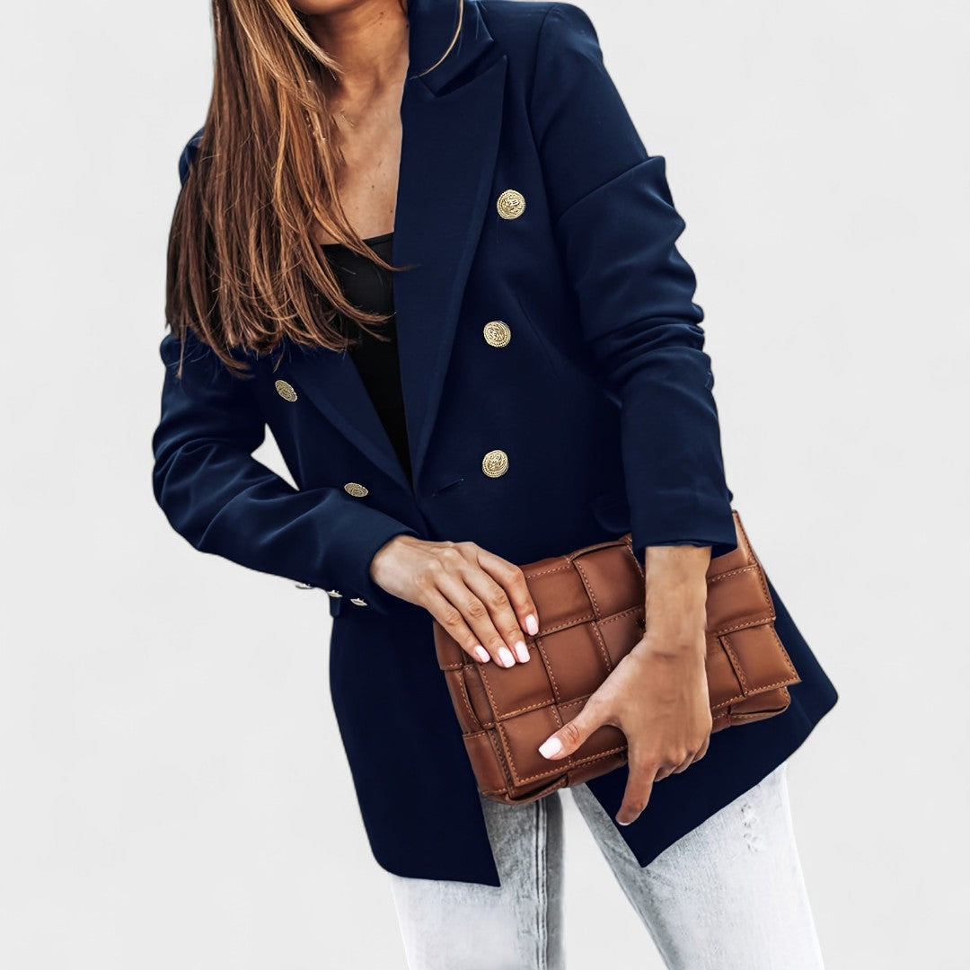 Matea - Ühe- ja kahekordne särk detailsete nööpidega