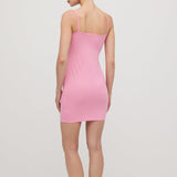 Mini kleit lühikese kaelusega ja keha lähedane lõige