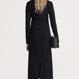Keerduv flanellist midi kleit mustas