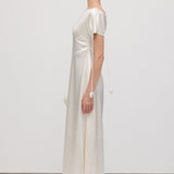 Asümmeetriline lühikeste varrukatega satiinist midi kleit