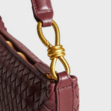 Isa - Burgundia Chic