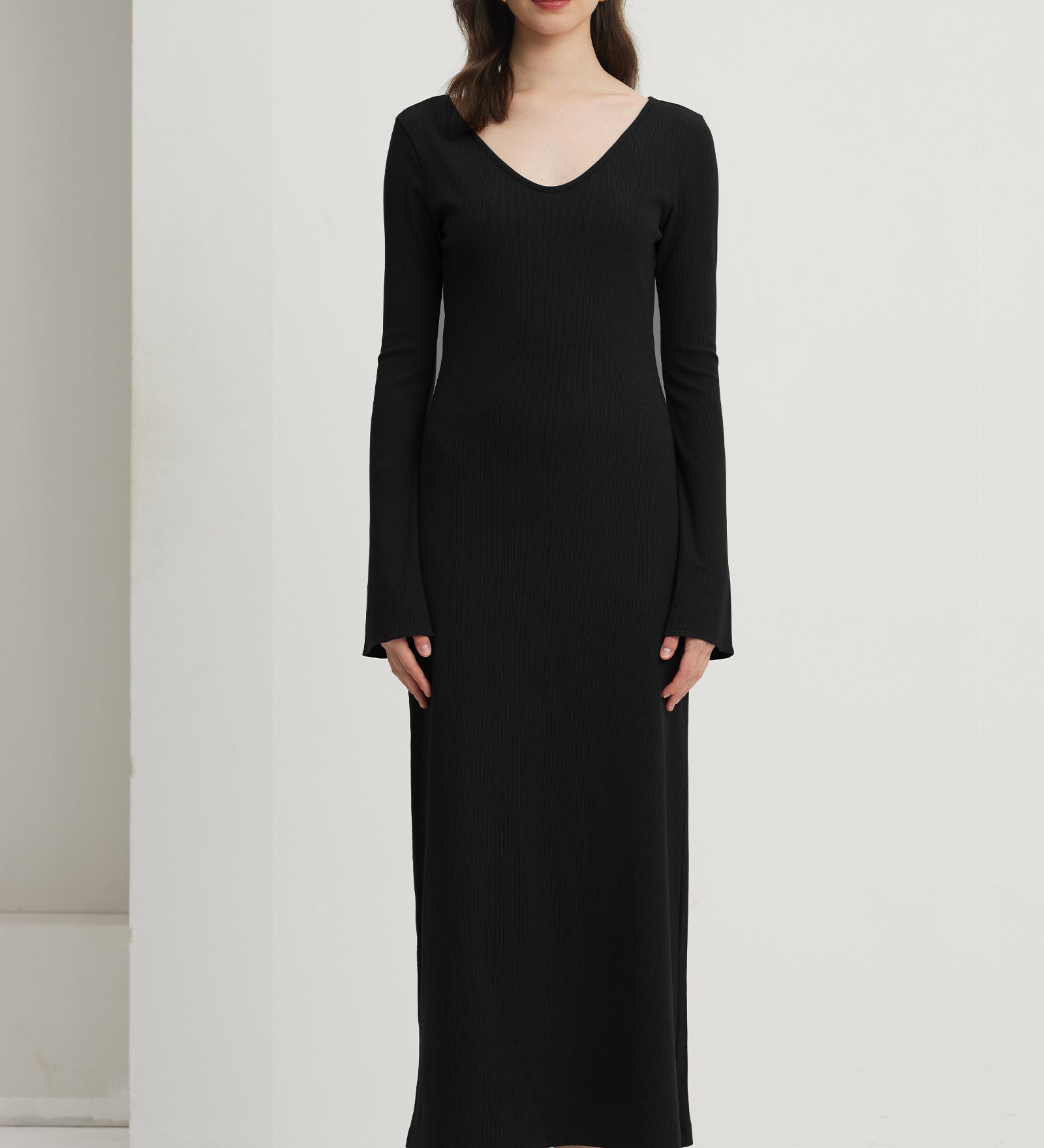 Üksik Crew Neck Midi Kleit