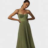 Élodie - Kleid, mis vallutab elegantsiga