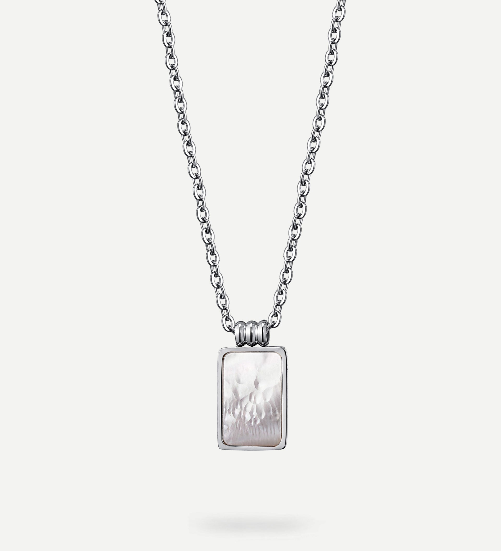 Essence Pearl Necklace