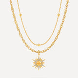 Elegant Klastri Shimmering Necklace