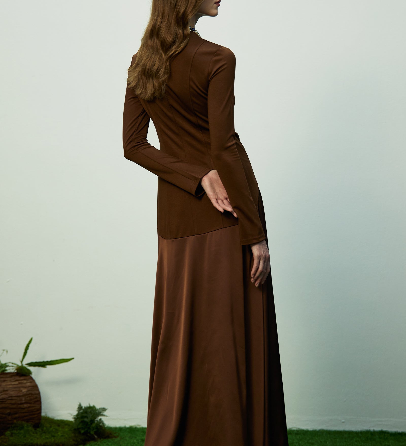 Trendikas Kootud Satään Maxi Kleid