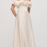 Volangidega Satään Midi Kleit Avatud Õlgadega