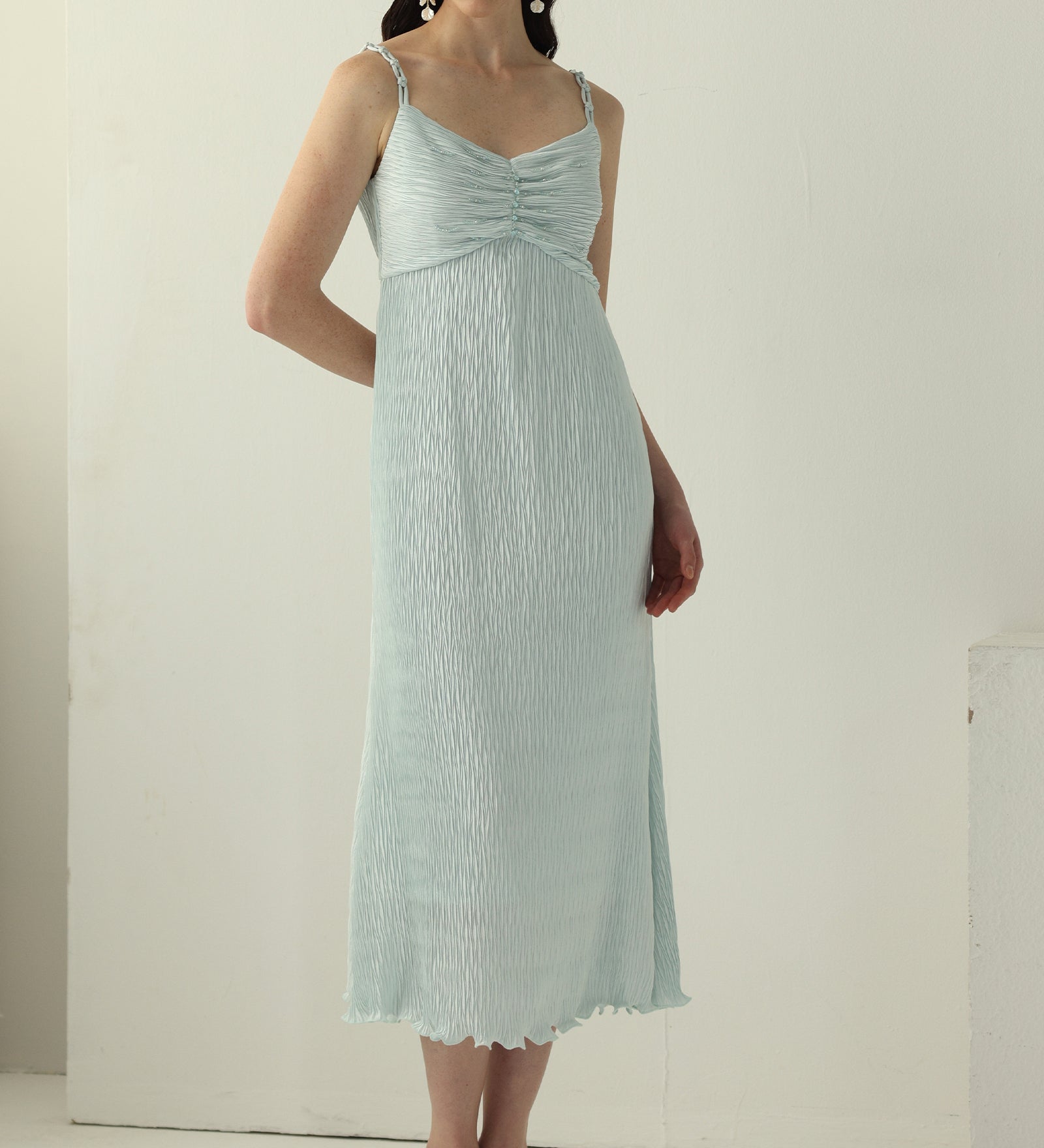 Ühtlane Tekstuuriga Midi Kleid