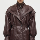 Vöökohtadega nahktagi pruunis