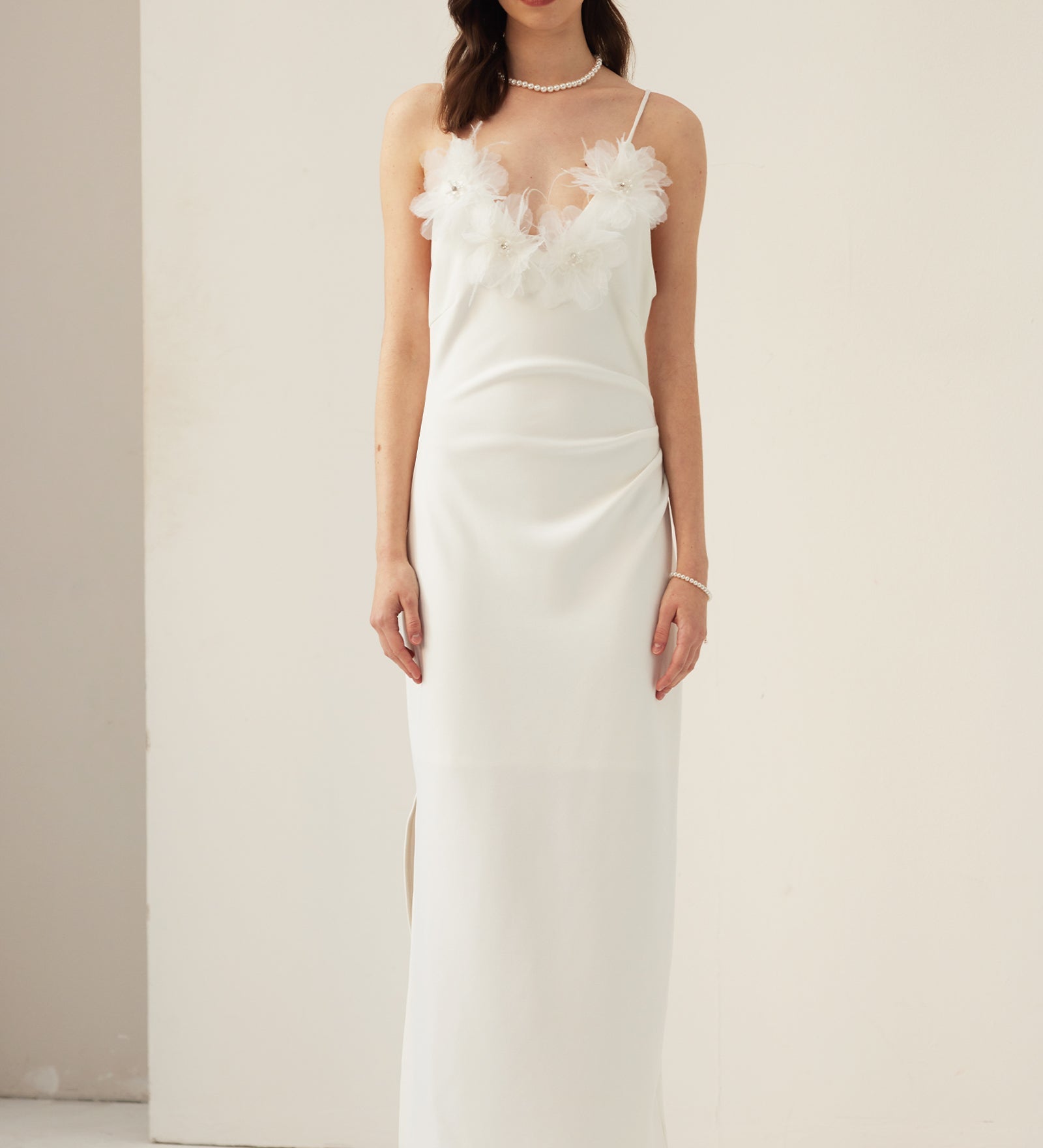 Sulepea Äärisega Midi Kleid