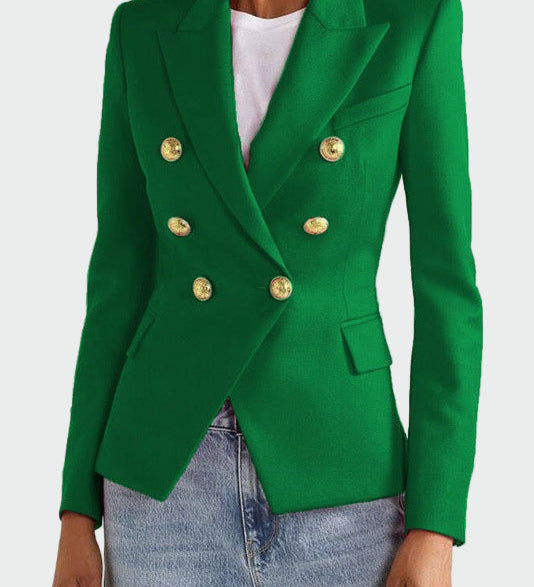 Klassikalise lõikega särk