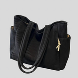 Tilda - Uus kott köitva detailiga